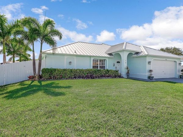 28 SW 21ST AVENUE , CAPE CORAL, FL 33991