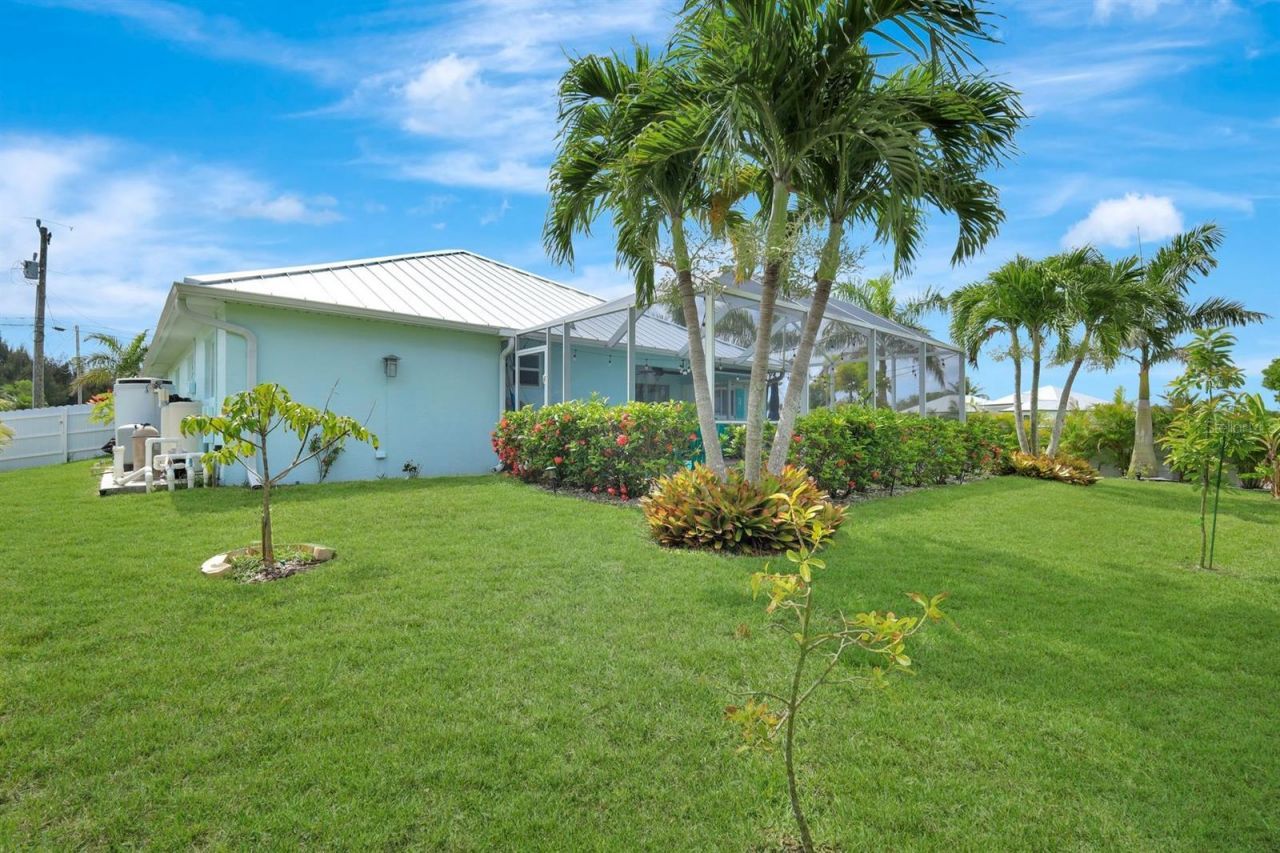 28 SW 21st Avenue, Cape Coral, FL 33991 Photo