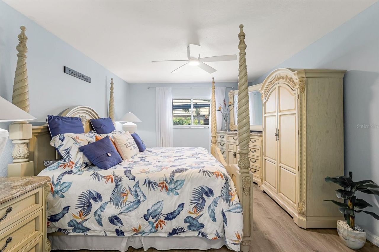 28 SW 21st Avenue, Cape Coral, FL 33991 Photo
