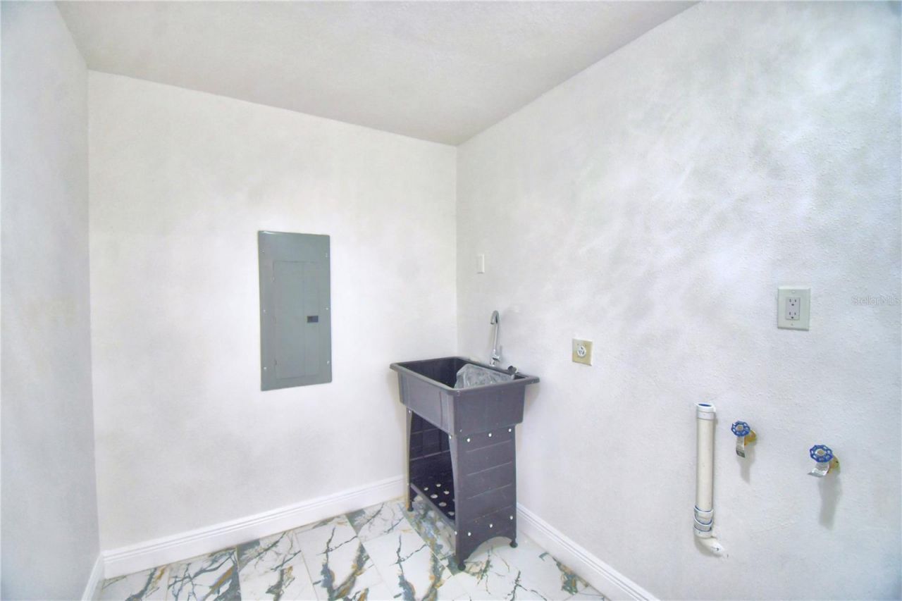 8704 Tom Costine Road, Lakeland, FL 33809 Photo