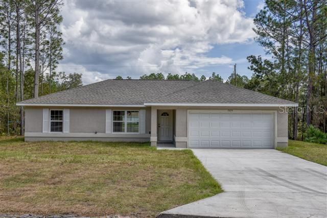 23732 NW Water Oak Avenue, Dunnellon, FL 34431 Main Photo