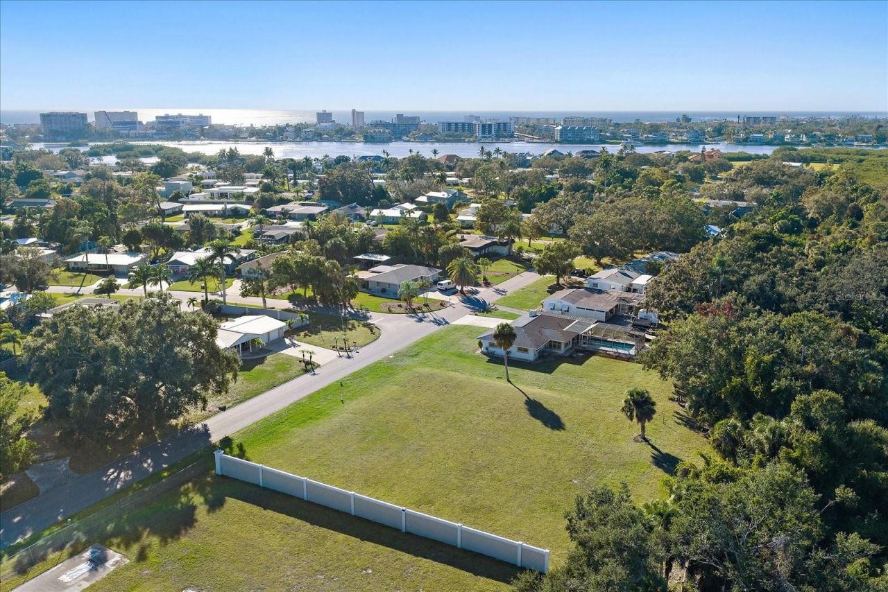Southwood Street, Sarasota, FL 34231 Photo