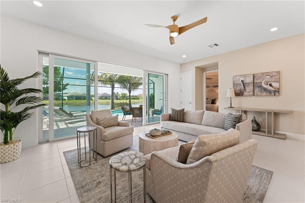 11523 Jacaranda Dr, Naples, FL 34120 Photo