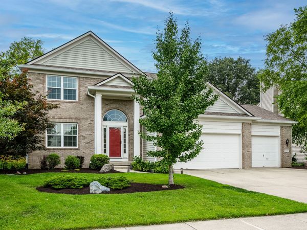 16604 Lakeville Crossing , Westfield, IN 46074