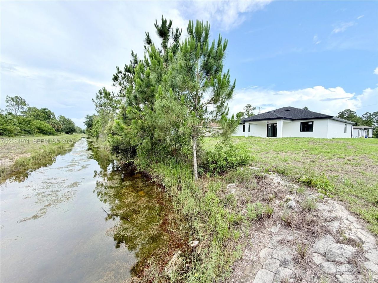 705 Colyer St E, Lehigh Acres, FL 33974 Photo