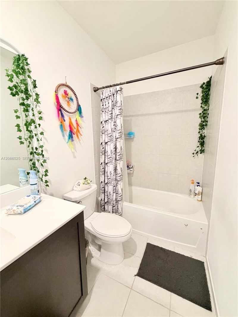 1877 SE 26th Ter , Homestead, FL 33035 Photo