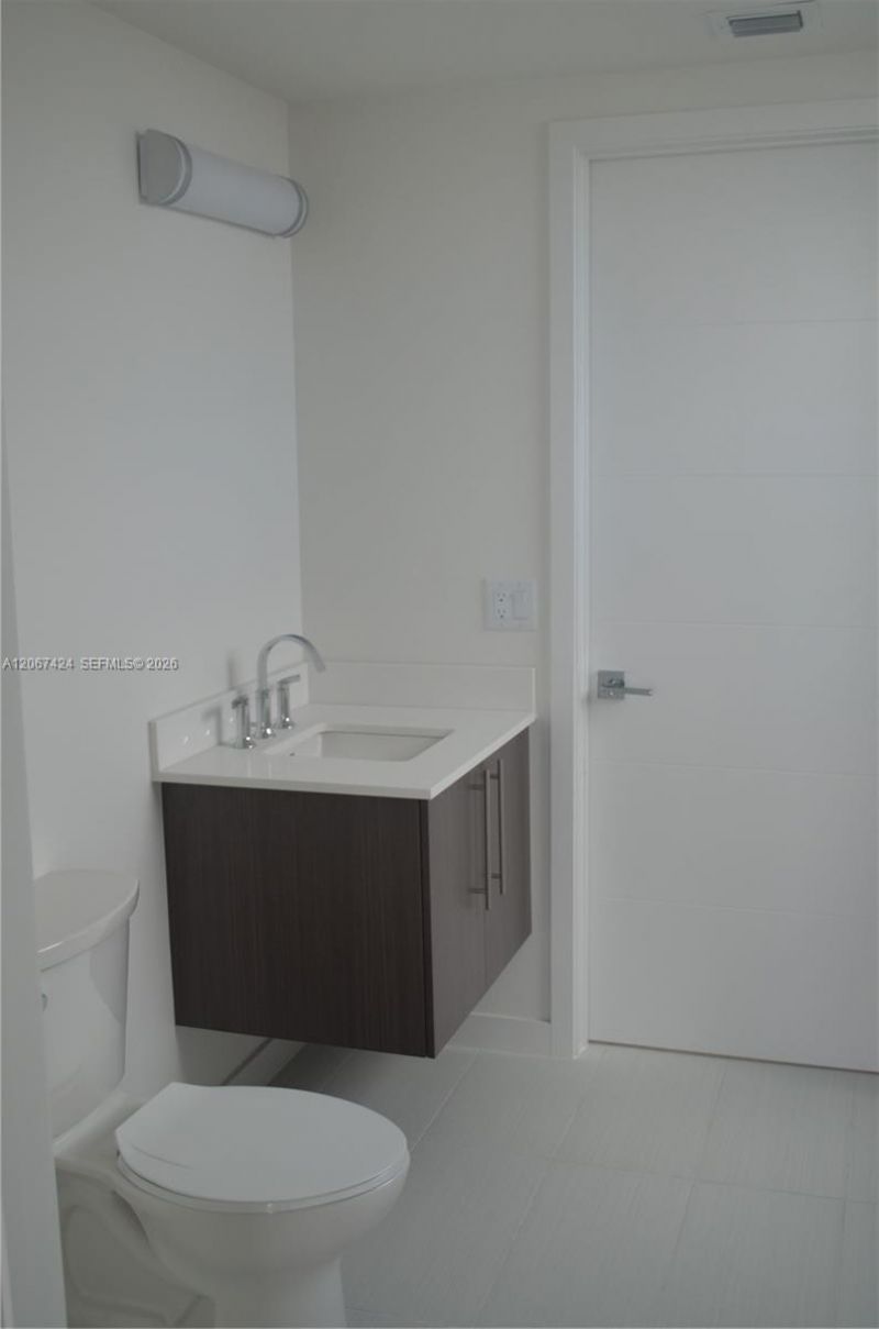 7825 NW 107th Ave , Unit 601, Doral, FL 33178 Photo