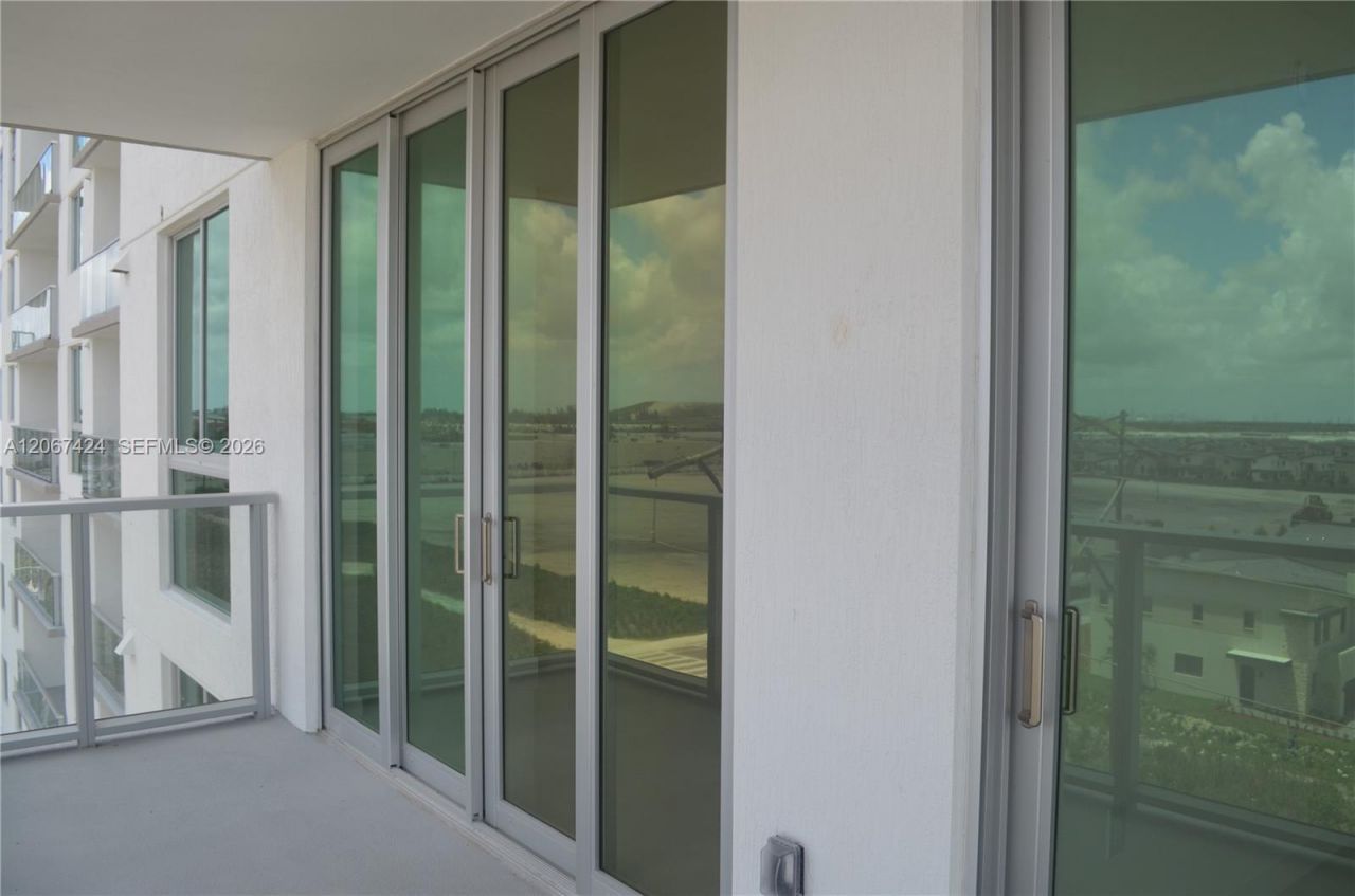 7825 NW 107th Ave , Unit 601, Doral, FL 33178 Photo