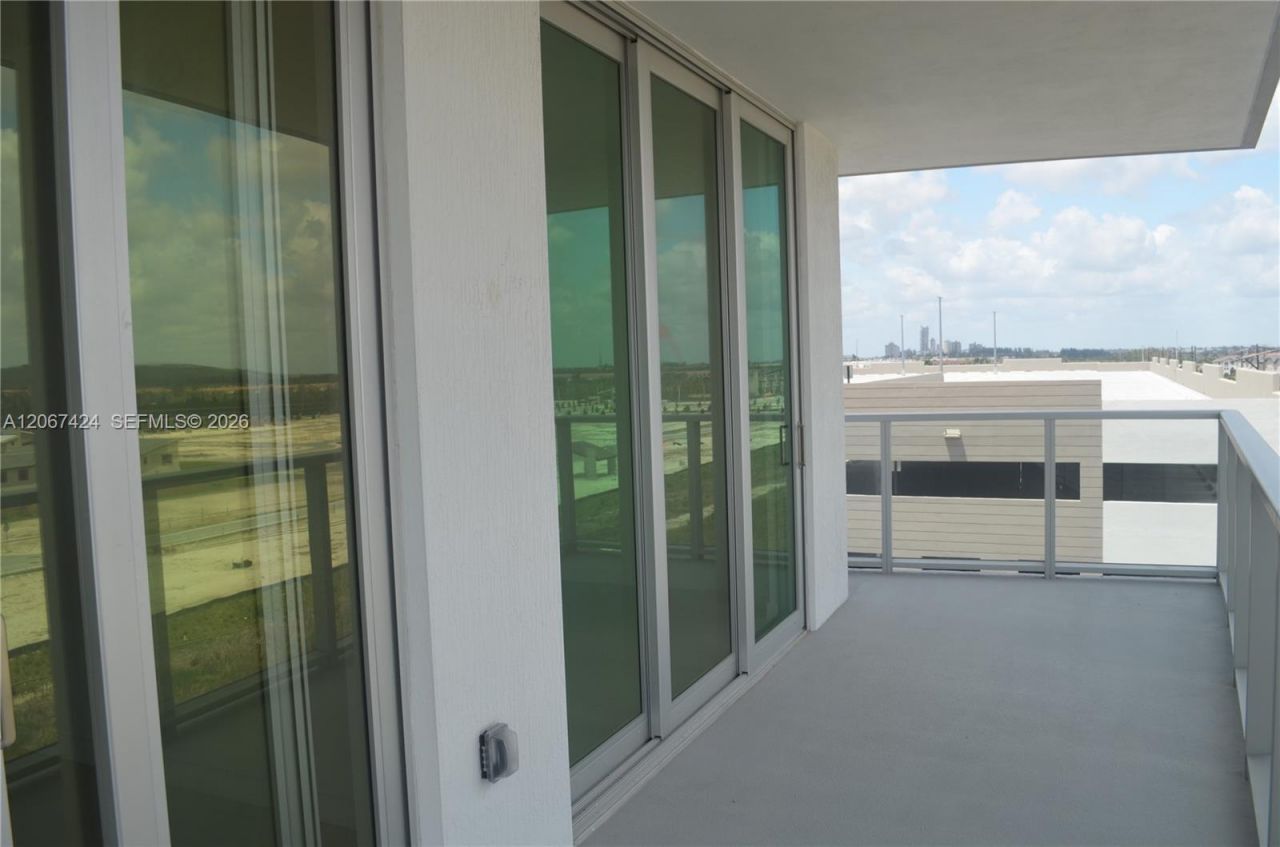 7825 NW 107th Ave , Unit 601, Doral, FL 33178 Photo