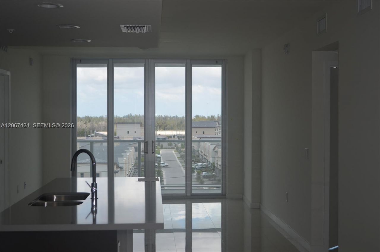7825 NW 107th Ave , Unit 601, Doral, FL 33178 Photo