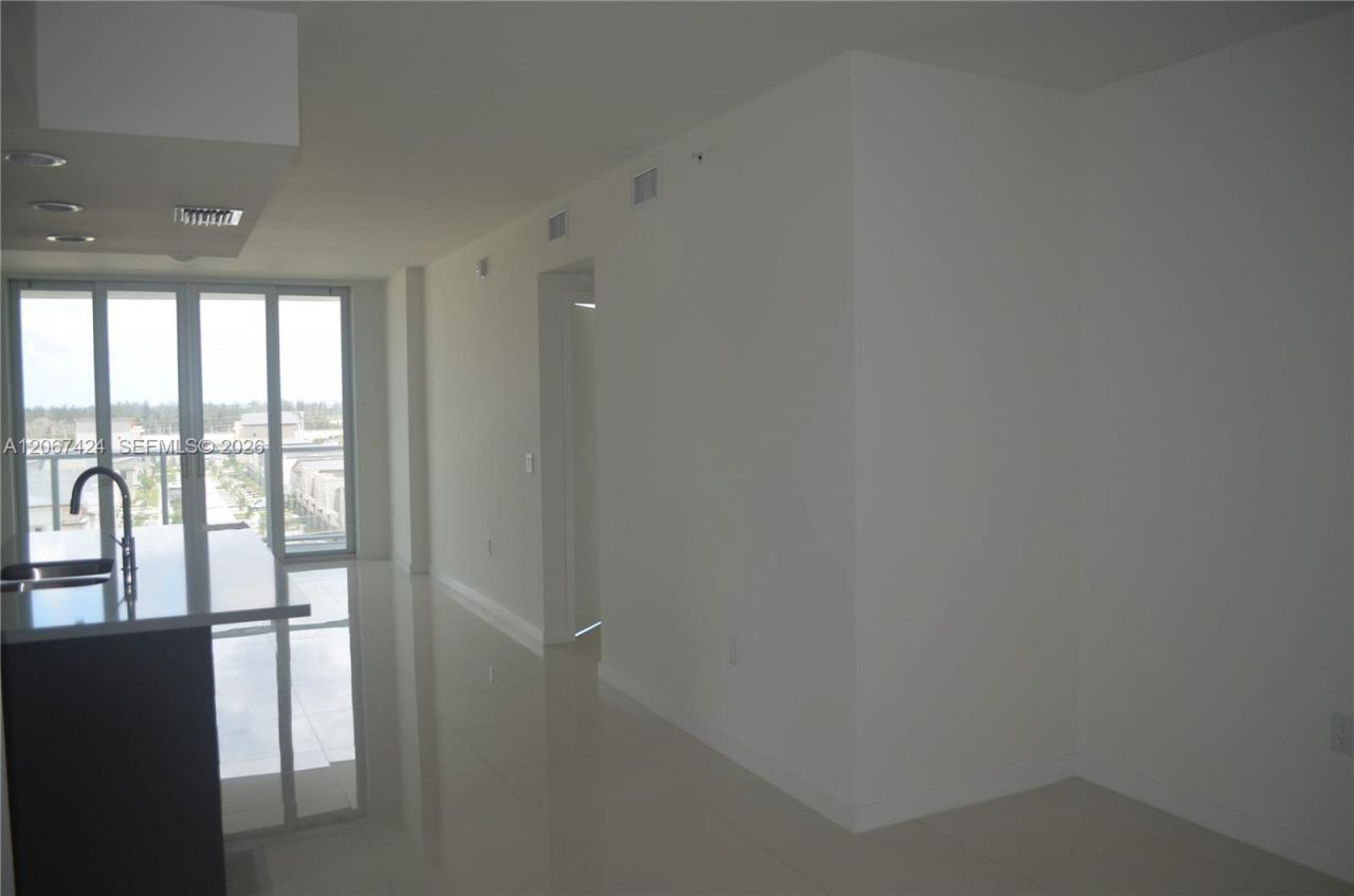 7825 NW 107th Ave , Unit 601, Doral, FL 33178 Photo