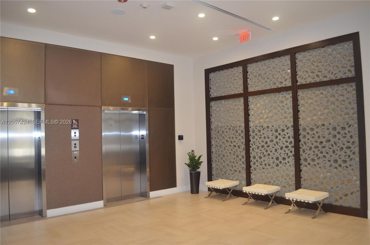 7825 NW 107th Ave , Unit 601, Doral, FL 33178 Photo