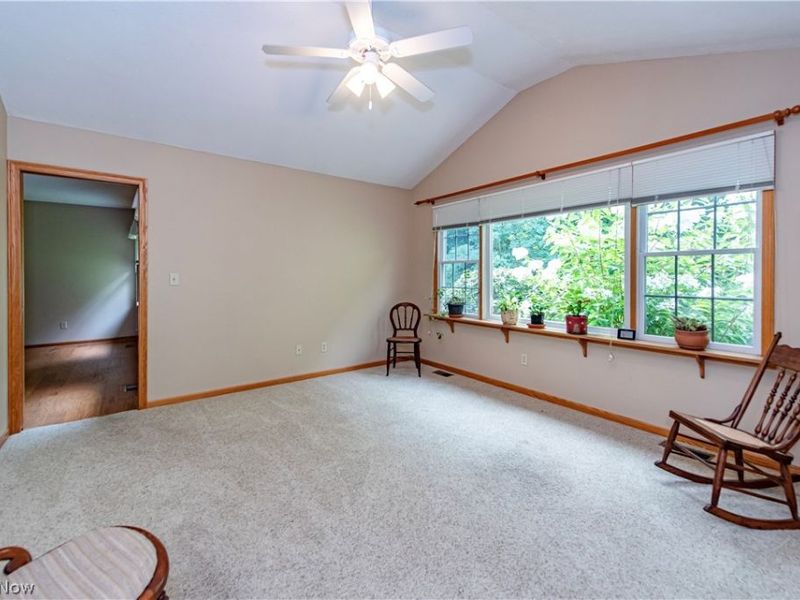 952 Rosemarie Circle , Wadsworth, OH 44281 Photo 5