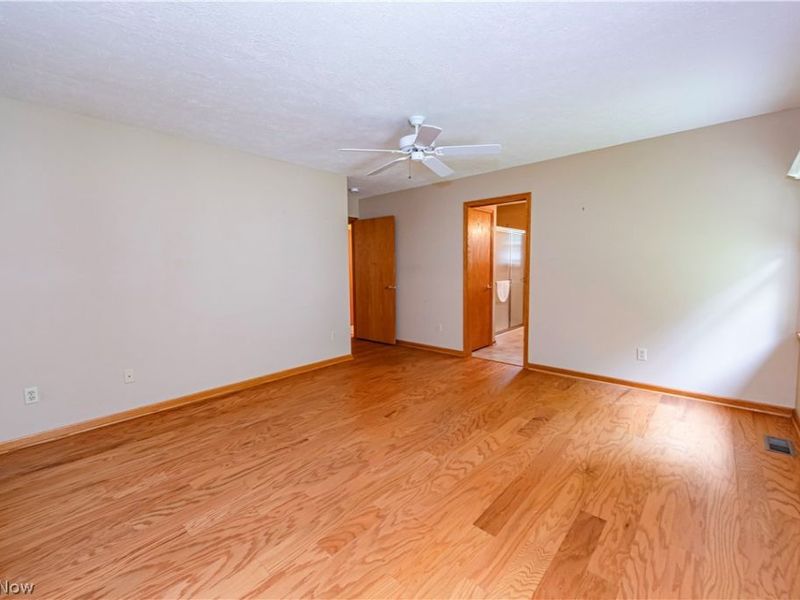 952 Rosemarie Circle , Wadsworth, OH 44281 Photo 9