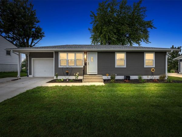 720 Owen Street NW, Cedar Rapids, IA 52405
