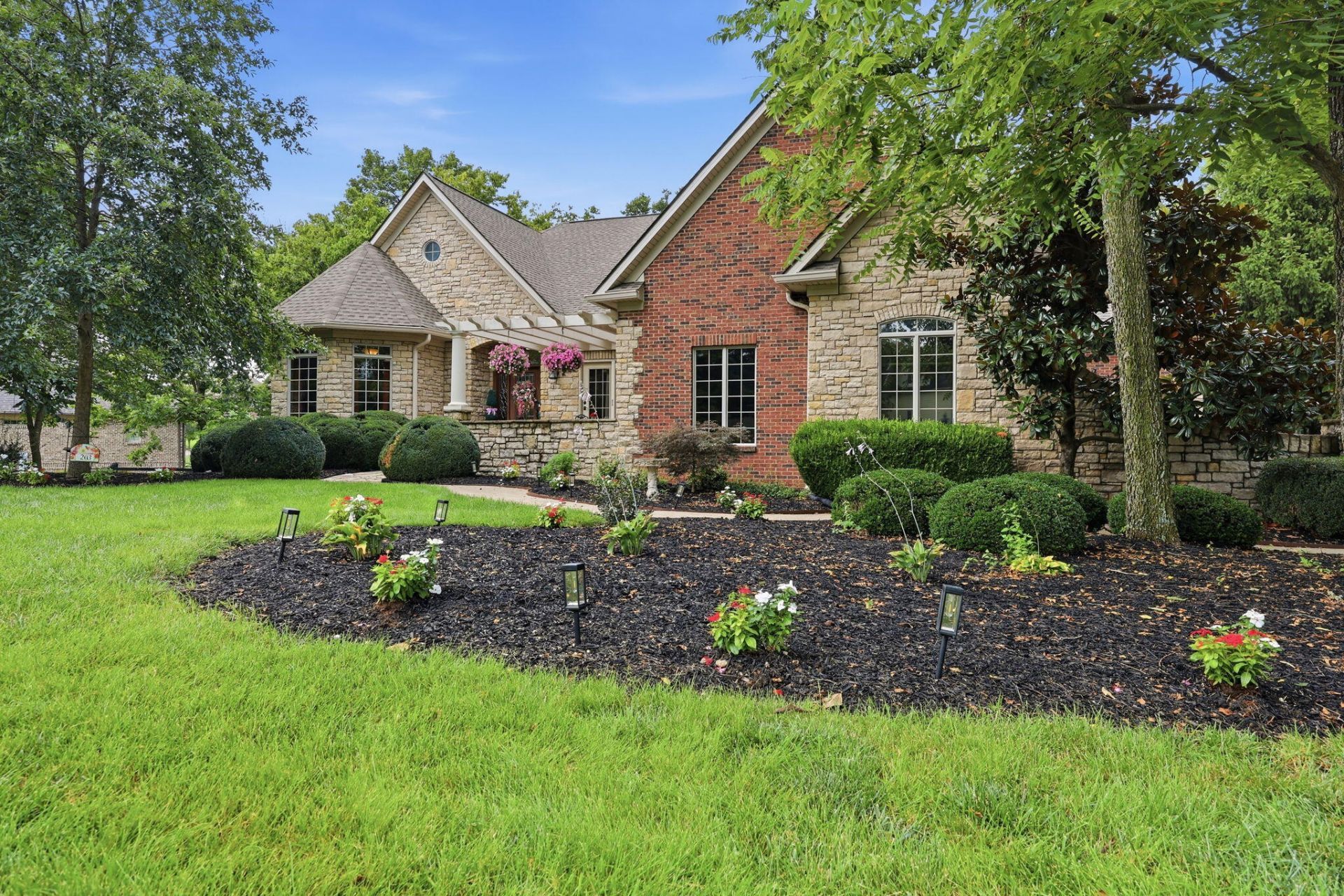203 Stonegate Drive, Nicholasville, KY 40356 Main Photo