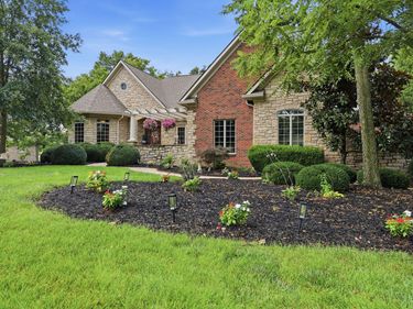 203 Stonegate Drive, Nicholasville, KY 40356