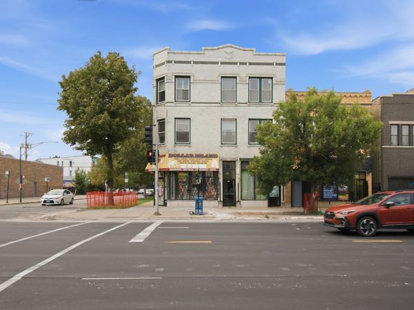 3760 W FULLERTON Avenue , Unit 2W, Chicago, IL 60647