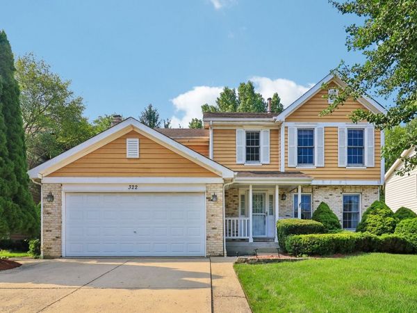 322 Chesapeake Lane , Bloomingdale, IL 60108