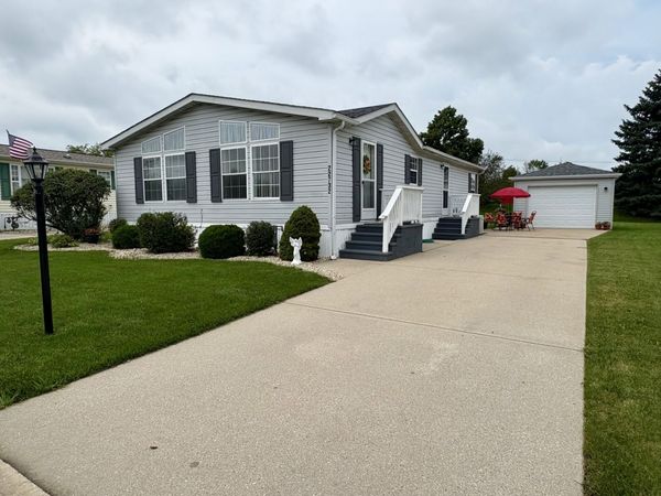 22732 Olympia Drive , Frankfort, IL 60423