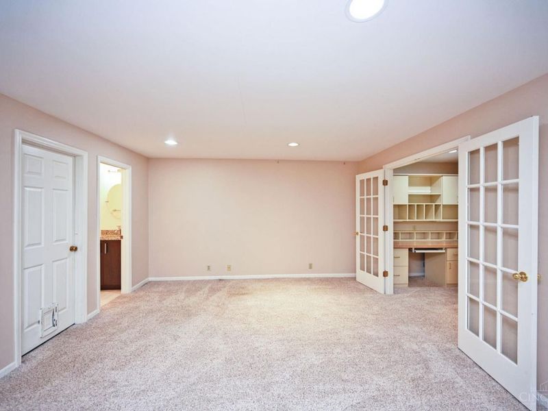 681 Totten Way, Cincinnati, OH 45226 Photo 48