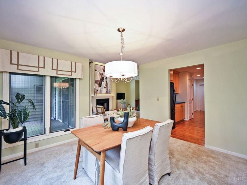 681 Totten Way, Cincinnati, OH 45226 Photo 9