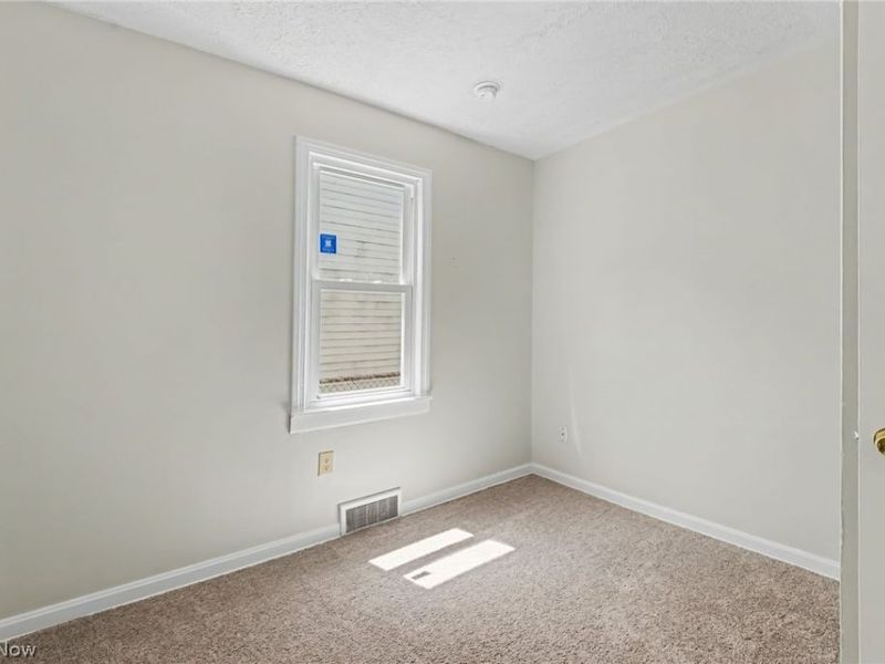 982 Shadowrow Avenue, Willoughby, OH 44094 Photo 7