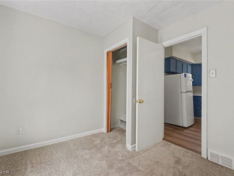 982 Shadowrow Avenue, Willoughby, OH 44094 Photo 8