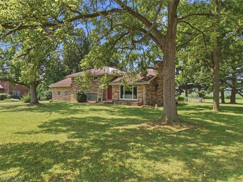11501 Manchester Avenue SW, Beach City, OH 44608 Photo 1
