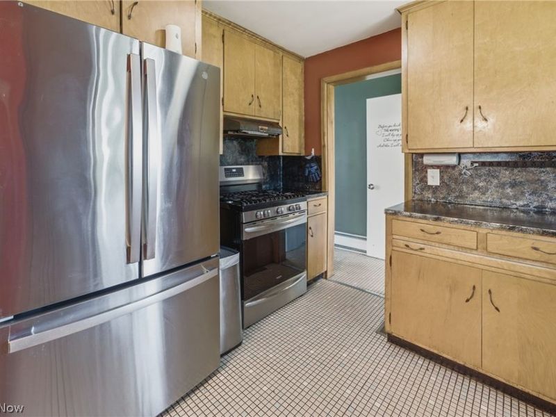 11501 Manchester Avenue SW, Beach City, OH 44608 Photo 11