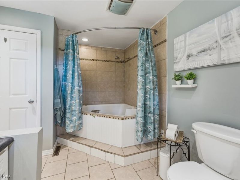 11501 Manchester Avenue SW, Beach City, OH 44608 Photo 17