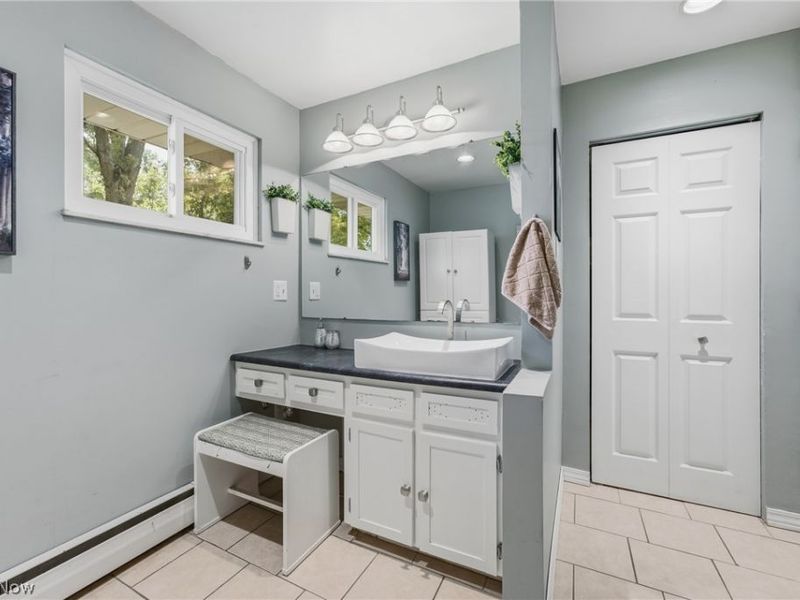 11501 Manchester Avenue SW, Beach City, OH 44608 Photo 18