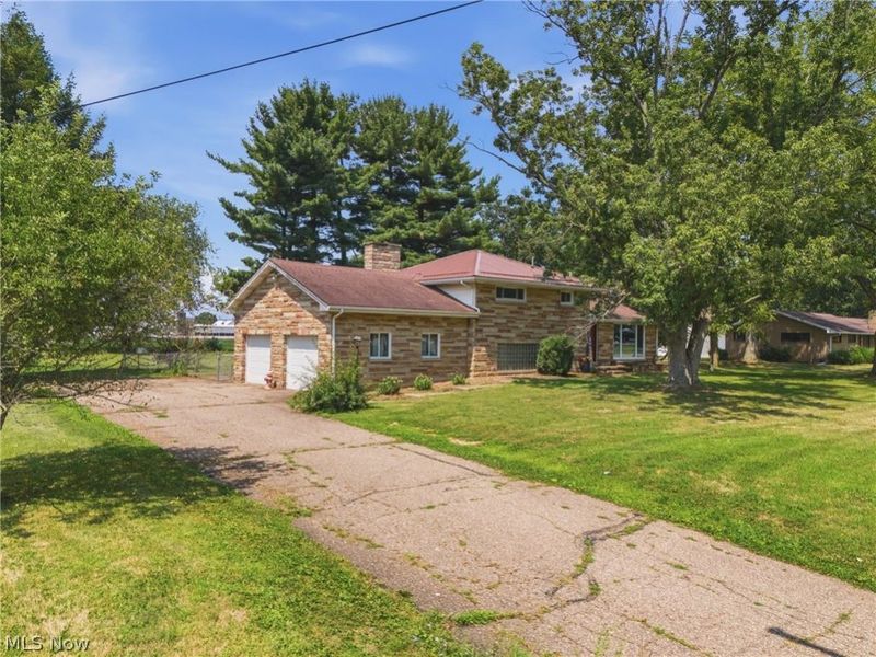 11501 Manchester Avenue SW, Beach City, OH 44608 Photo 39