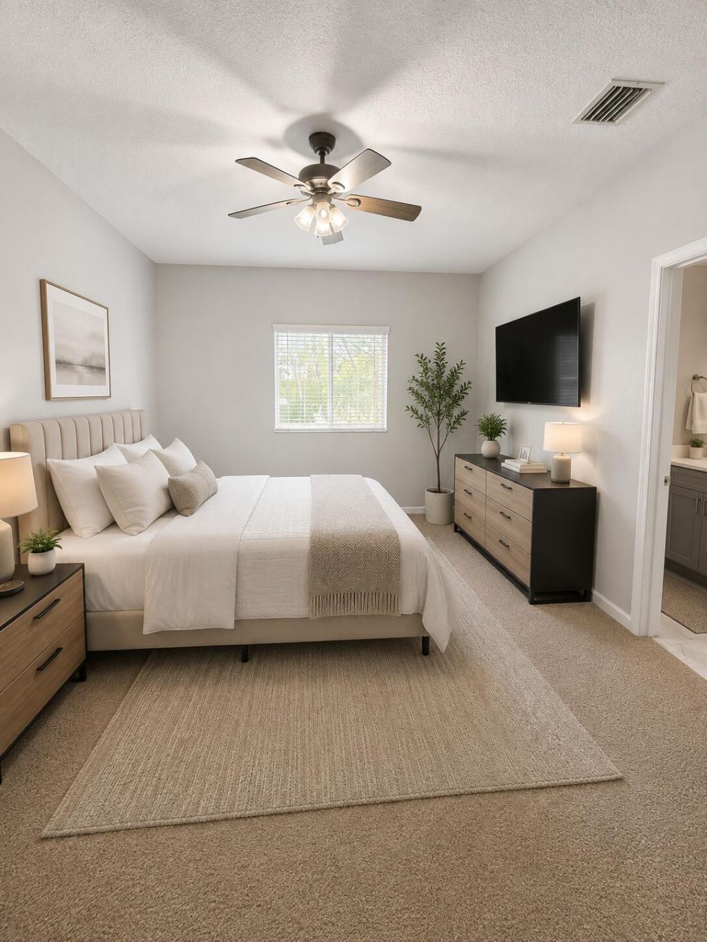 8851 N Isles Circle, Tamarac, FL 33321 Photo