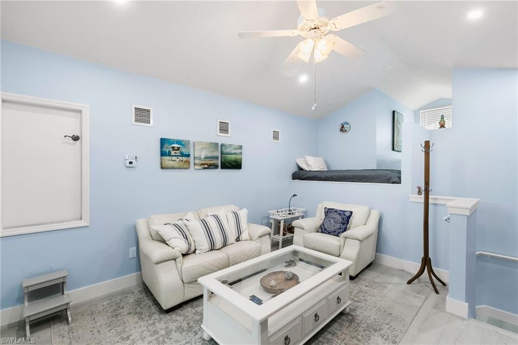 346 Angler Dr , Unit 1102, Goodland, FL 34140 Photo
