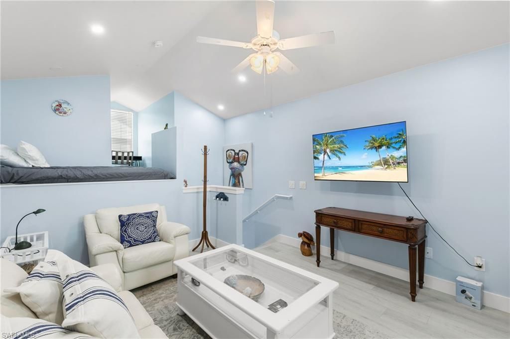 346 Angler Dr , Unit 1102, Goodland, FL 34140 Photo