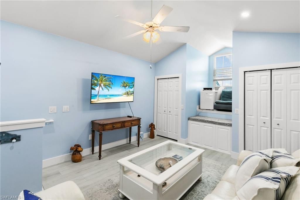 346 Angler Dr , Unit 1102, Goodland, FL 34140 Photo