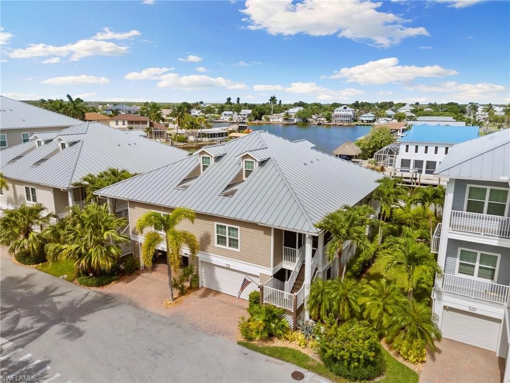 346 Angler Dr , Unit 1102, Goodland, FL 34140 Photo
