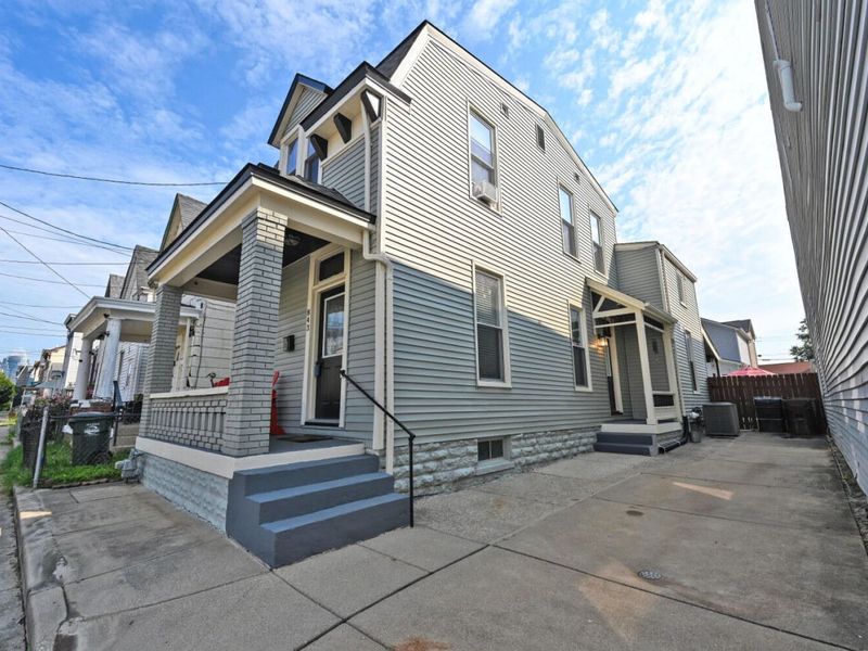 843 Central Avenue, Newport, KY 41071 Photo 2