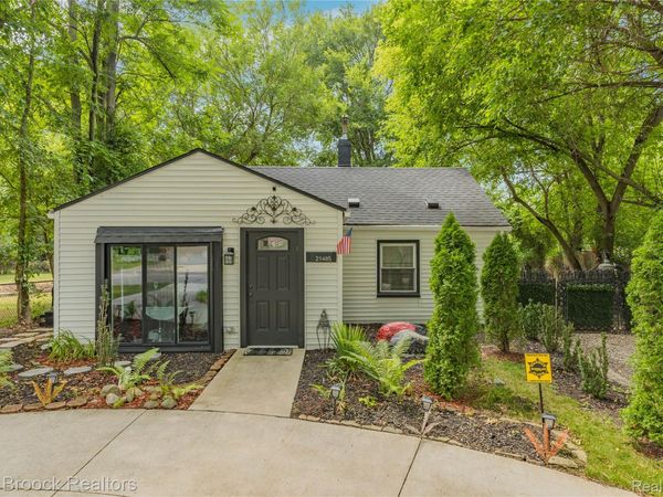 21485 Indian Street, Southfield, Mi 48033