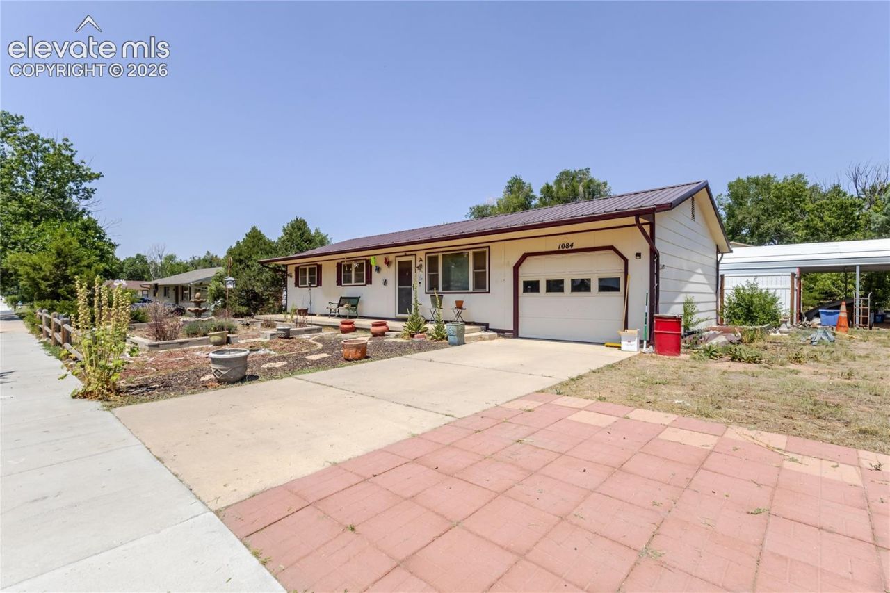 1084 Western Drive, Colorado Springs, CO 80915 Main Photo