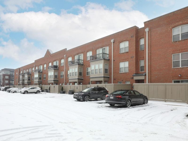 960 Perry Street , Unit 207, Columbus, OH 43215 Photo 2
