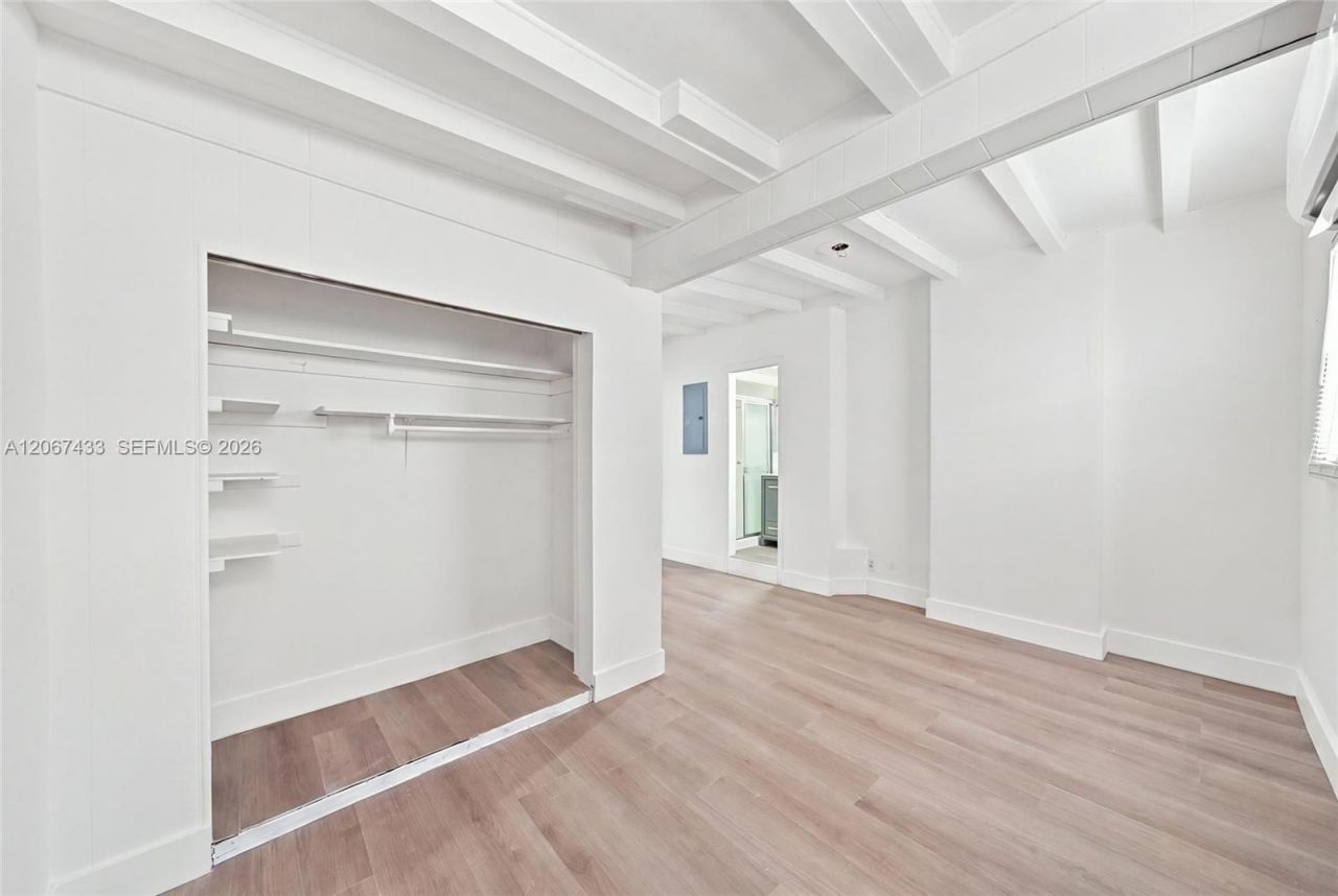 3500 NW 1st St, Unit B, Miami, FL 33125 Photo