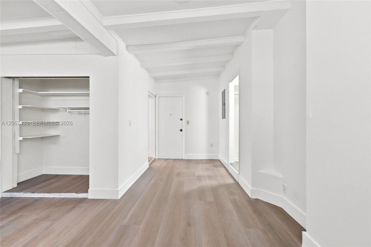 3500 NW 1st St, Unit B, Miami, FL 33125 Photo