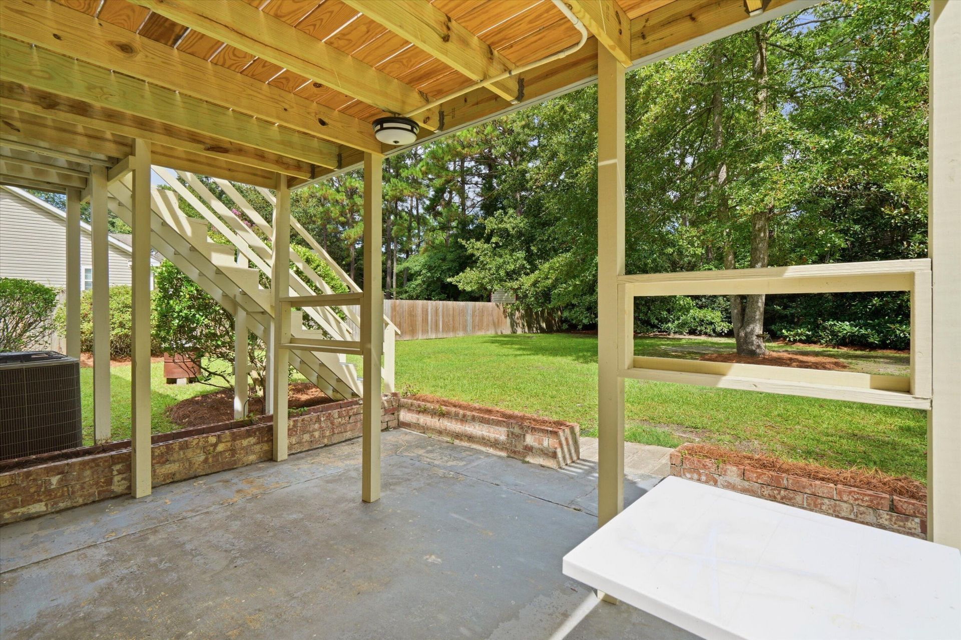 210 White Boulevard Photo 34