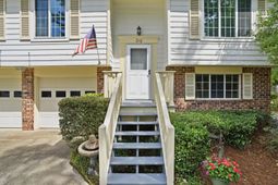 210 White Boulevard photo 4