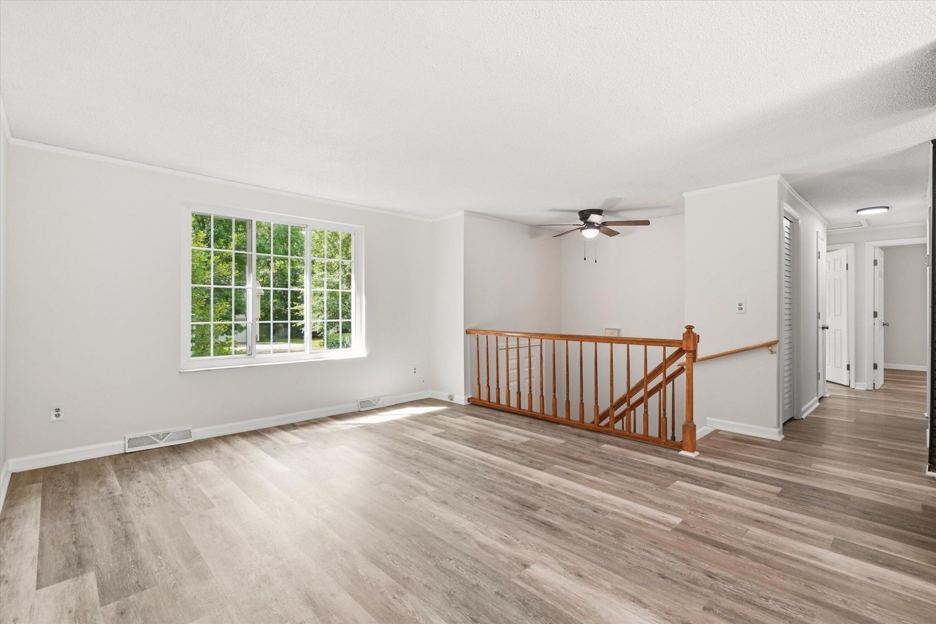 210 White Boulevard Photo 5