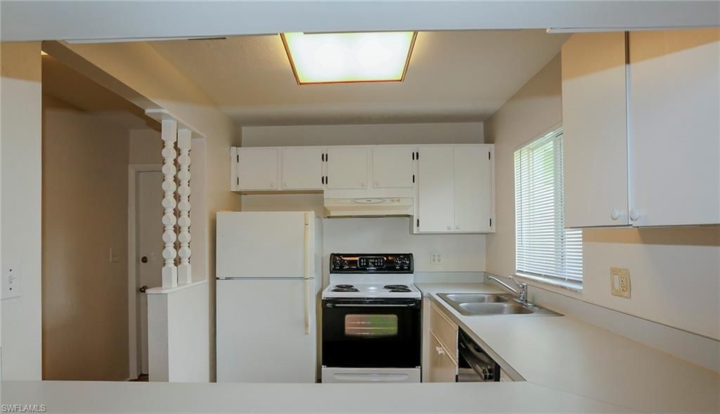 8061 Country Rd, Unit 203, Fort Myers, FL 33919 Photo