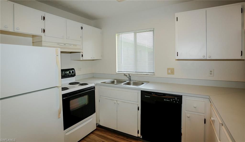8061 Country Rd, Unit 203, Fort Myers, FL 33919 Photo