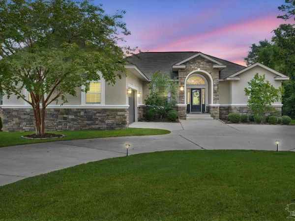 1986 Crown Pointe Blvd, Pensacola, FL 32506